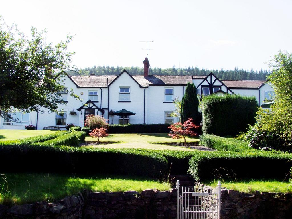 Tyn Y Wern Guest Accommodation Llangollen Exterior foto