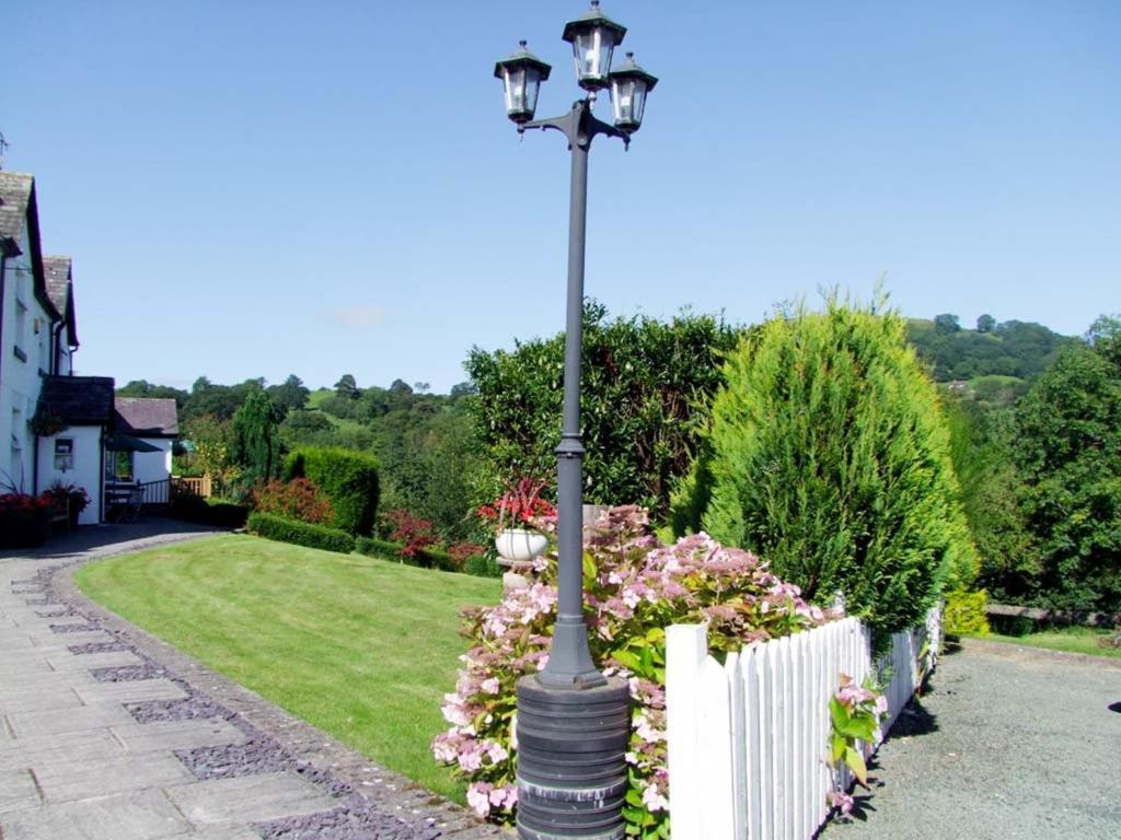 Tyn Y Wern Guest Accommodation Llangollen Exterior foto